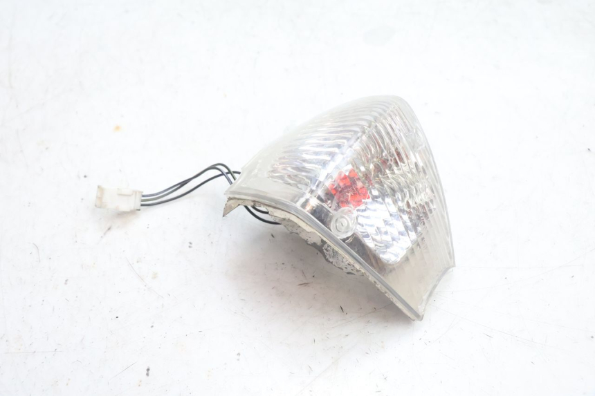 photo de FEU ARRIERE PIAGGIO FLY 2T 50 (2004 - 2017) - Zoom état d’usage