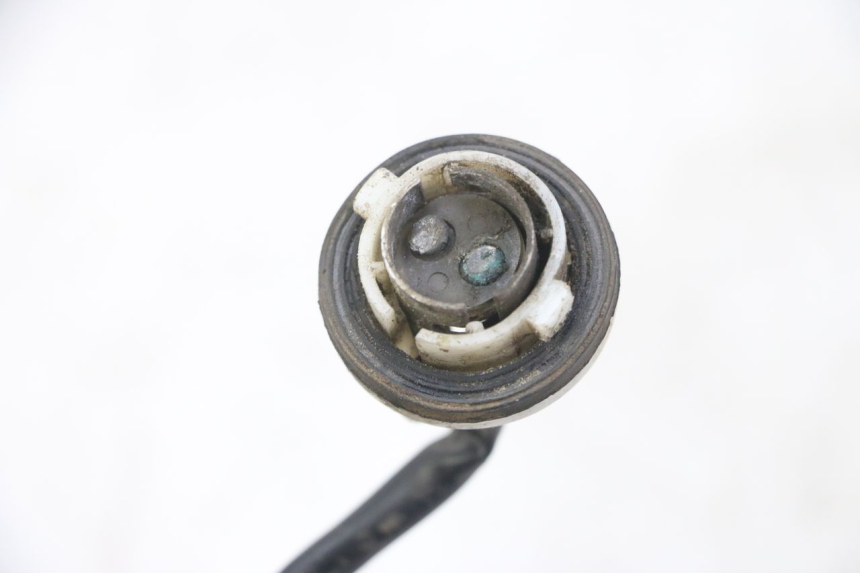 photo de FEU ARRIERE VENESI FLY RETRO 4T 50 (2020 - 2025) - Zoom état d’usage