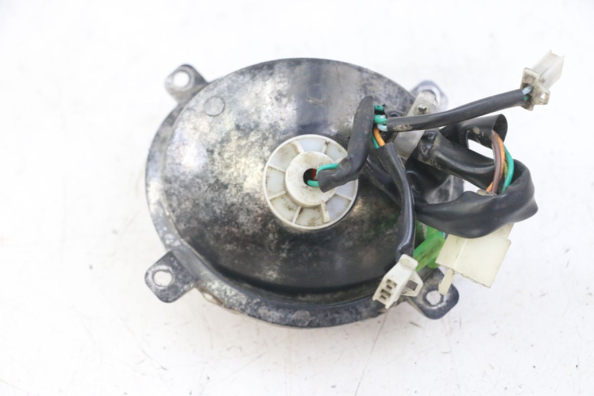 photo de FEU ARRIERE VENESI FLY RETRO 4T 50 (2020 - 2025) - Vue d’ensemble