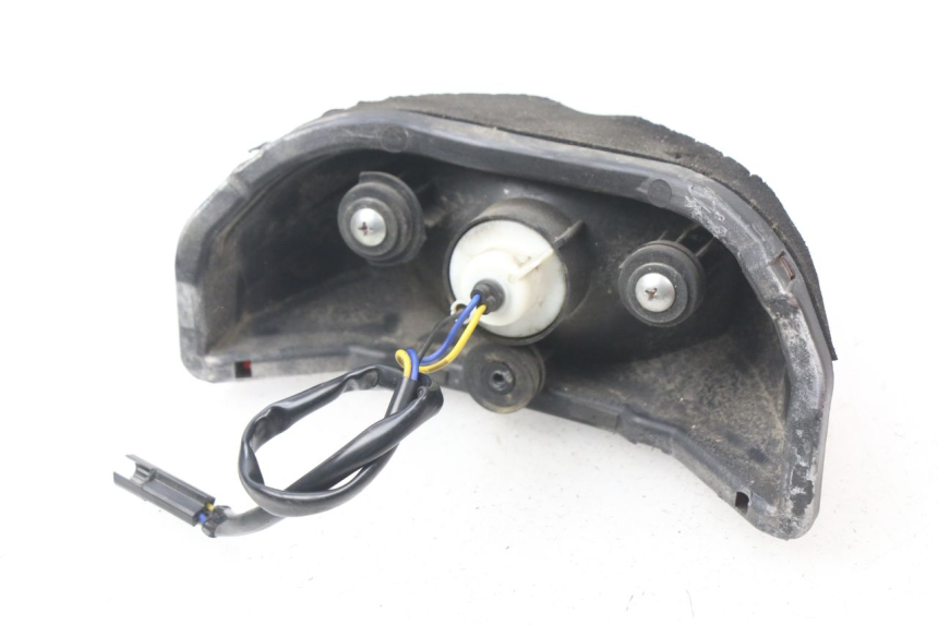 photo de FEU ARRIERE YAMAHA FZ8 800 (2010 - 2016) - Autre angle de vue