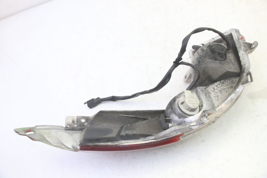 photo de FEU ARRIERE GAUCHE HONDA FES S-WING SWING ABS 125 (2007 - 2015) - Vue d’ensemble