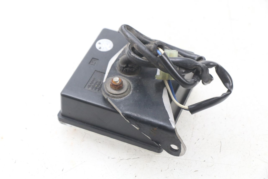 photo de FEU ARRIERE GAUCHE YAMAHA FJR ABS 1300 (2006 - 2012) - Détail de la pièce