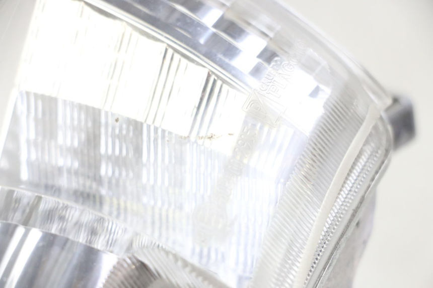 photo de FEU ARRIERE GAUCHE PIAGGIO IE MP3 YOURBAN 300 (2011 - 2016) - Détail de la pièce