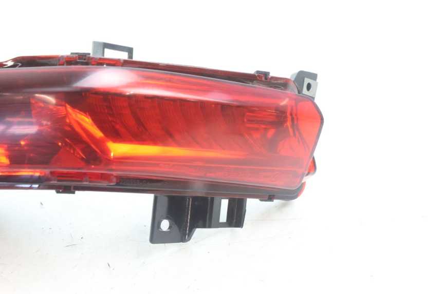photo de FEU ARRIERE GAUCHE PIAGGIO MP3 500 (2016 - 2018) - Zoom état d’usage