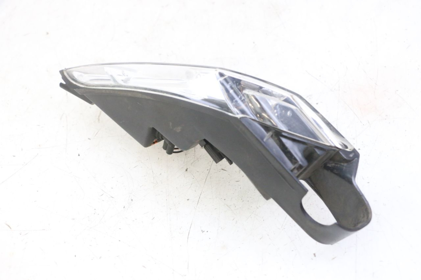 photo de FEU ARRIERE GAUCHE PEUGEOT SATELIS 125 (2013 - 2018) - Pièce contrôlée