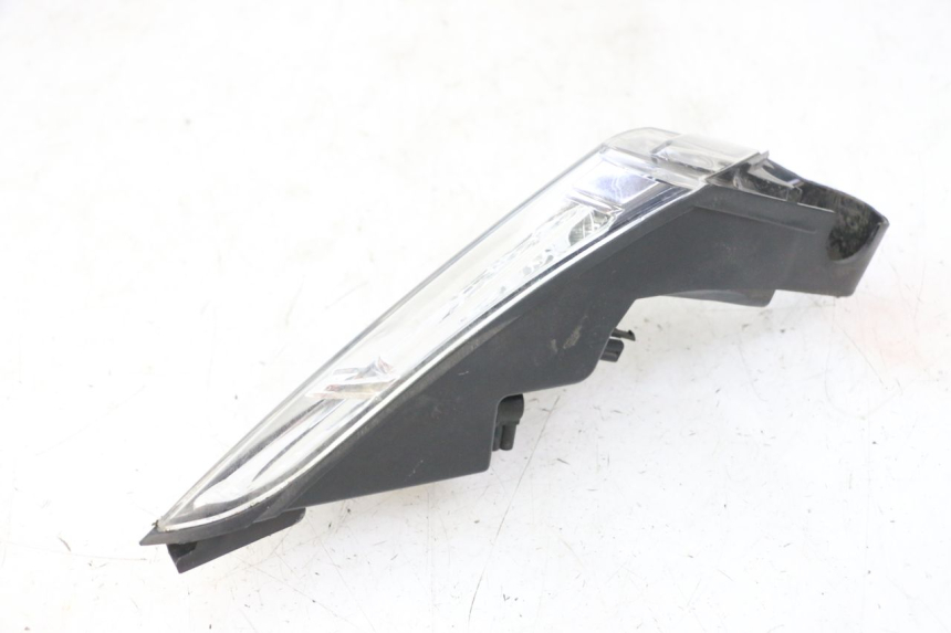 photo de FEU ARRIERE GAUCHE PEUGEOT SATELIS 125 (2013 - 2018) - Marquages et références