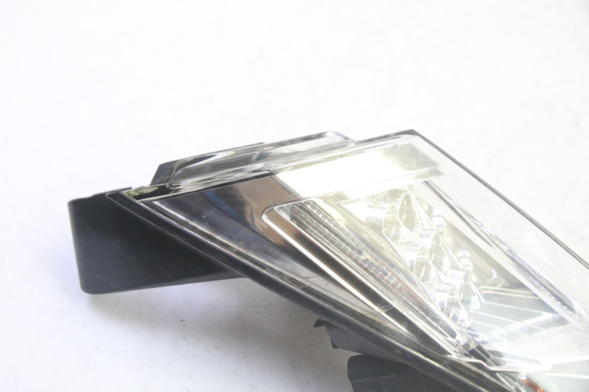 photo de FEU ARRIERE GAUCHE PEUGEOT SATELIS 125 (2013 - 2018) - Détail de la pièce