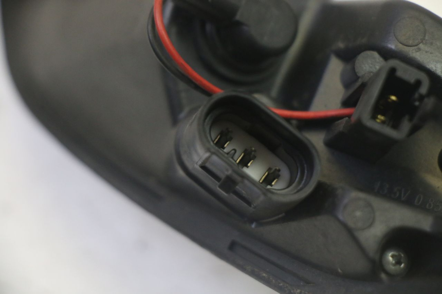 photo de FEU ARRIERE GAUCHE PEUGEOT SATELIS 125 (2013 - 2018) - Pièce contrôlée