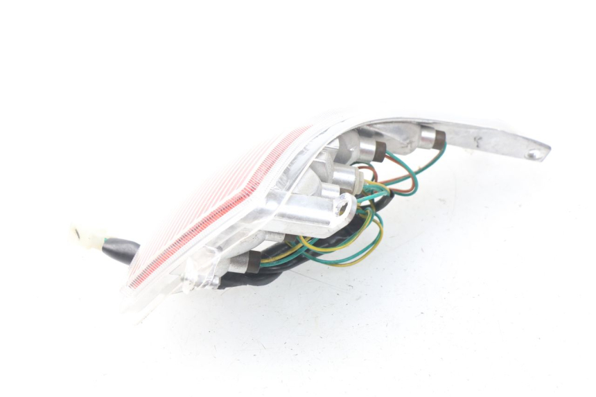 photo de FEU ARRIERE GAUCHE PEUGEOT VIVACITY NEW 2T 50 (2008 - 2017) - Vue d’ensemble