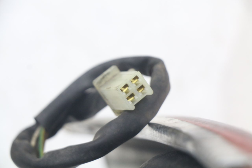 photo de FEU ARRIERE GAUCHE YAMAHA XMAX X-MAX 125 (2006 - 2009) - Pièce contrôlée