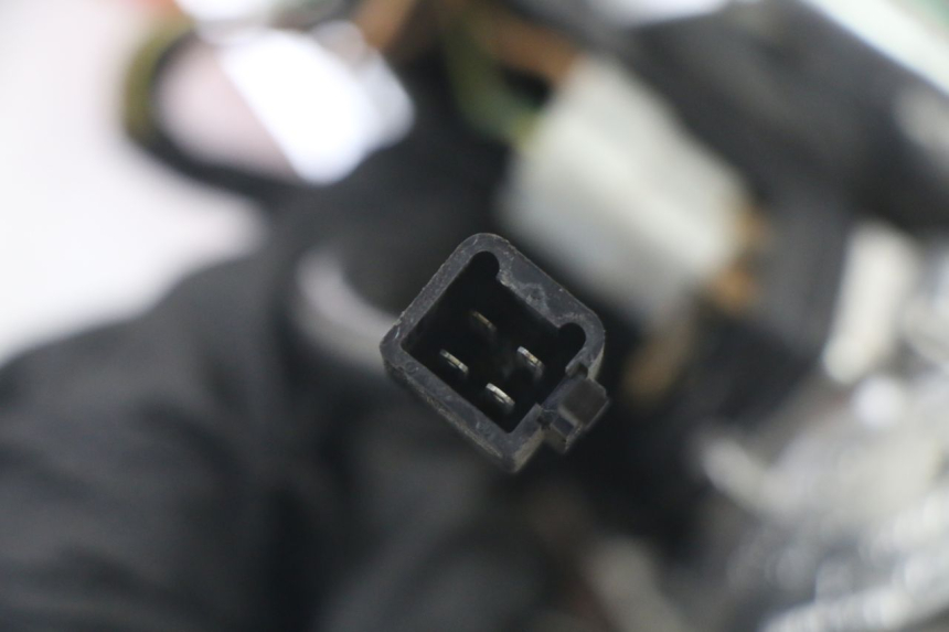 photo de FEU ARRIERE GAUCHE YAMAHA X-MAX XMAX 125 (2010 - 2013) - Vue d’ensemble