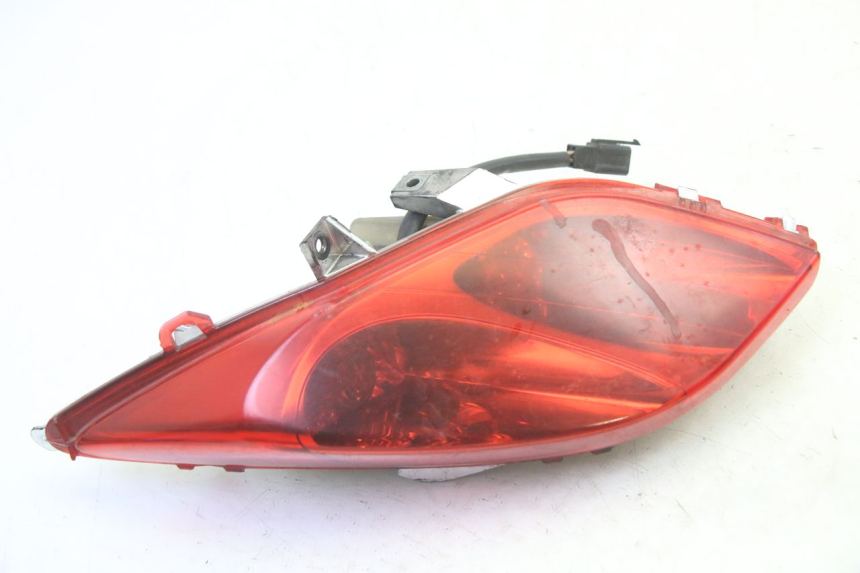 photo de FEU ARRIERE GAUCHE YAMAHA X-MAX XMAX 125 (2010 - 2013) - Vue principale