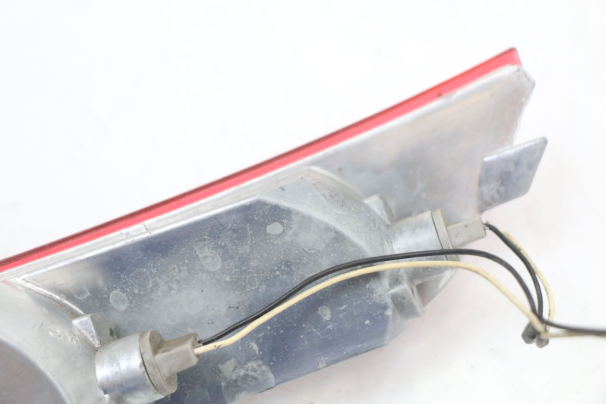 photo de FEU ARRIERE GAUCHE PIAGGIO XEVO - X EVO 125 (2007 - 2017) - État de surface