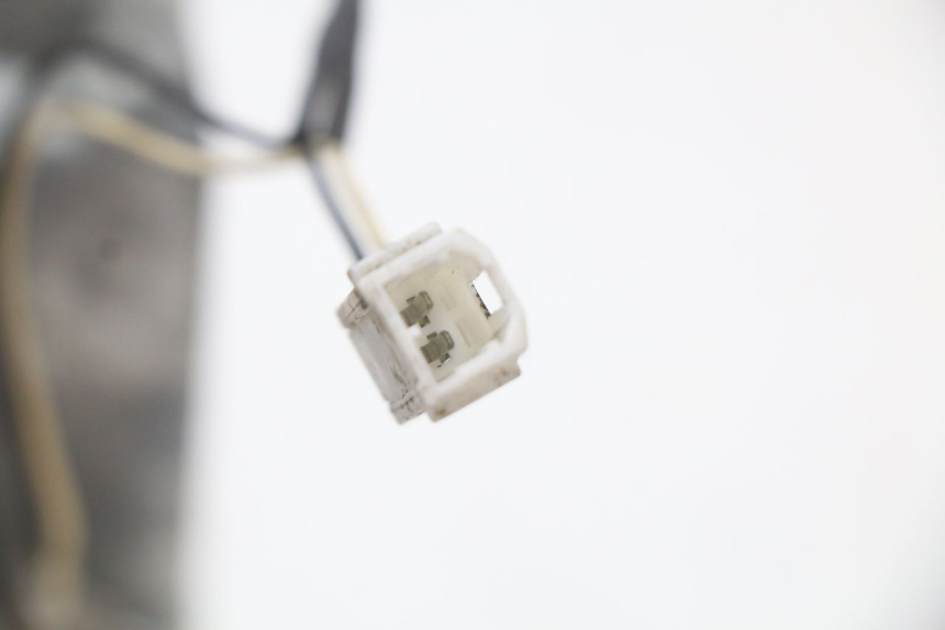 photo de FEU ARRIERE GAUCHE PIAGGIO XEVO - X EVO 125 (2007 - 2017) - Pièce contrôlée