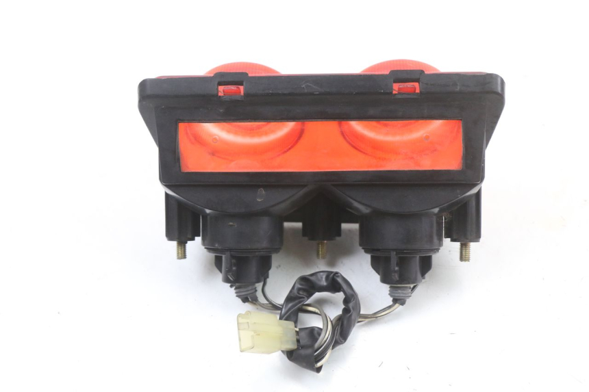 photo de Rear light HYOSUNG GF 125 (2001 - 2005) - Gros plan technique