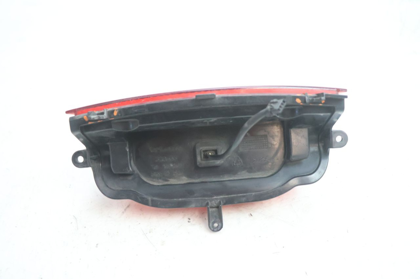 photo de FEU ARRIERE GILERA GP 800 (2007 - 2013) - Vue produit
