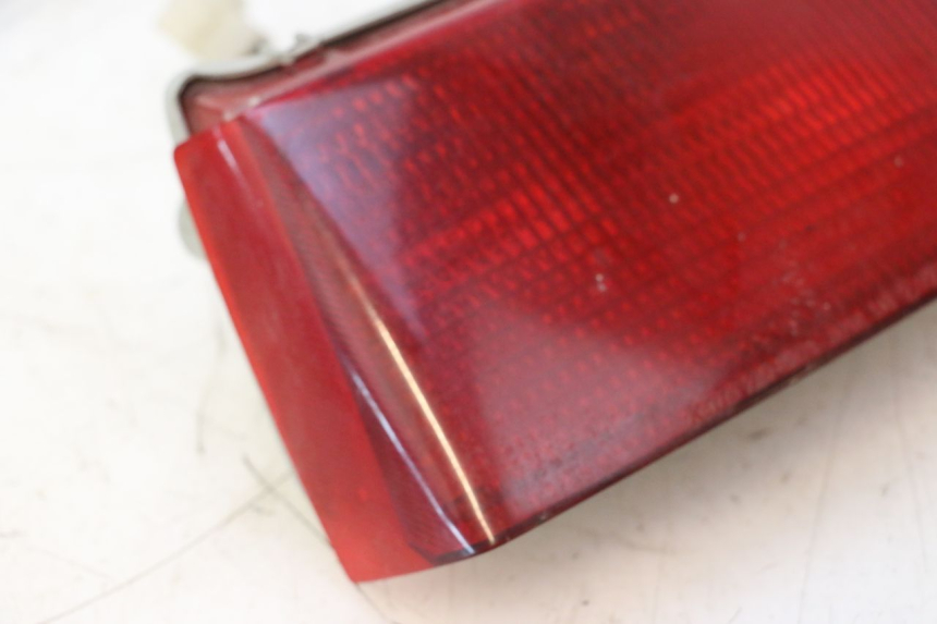 photo de FEU ARRIERE KAWASAKI GPX F ZX750F 750 (1986 - 1990) - Autre angle de vue