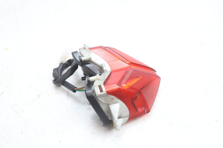 photo de FEU ARRIERE NECO GPX LC 2T 50 (2014 - 2018) - Gros plan technique