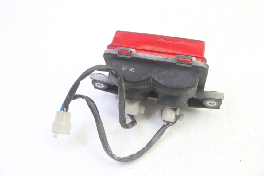 photo de FEU ARRIERE KAWASAKI GPX R WARBIRD 600 (1988 - 1993) - Autre angle de vue