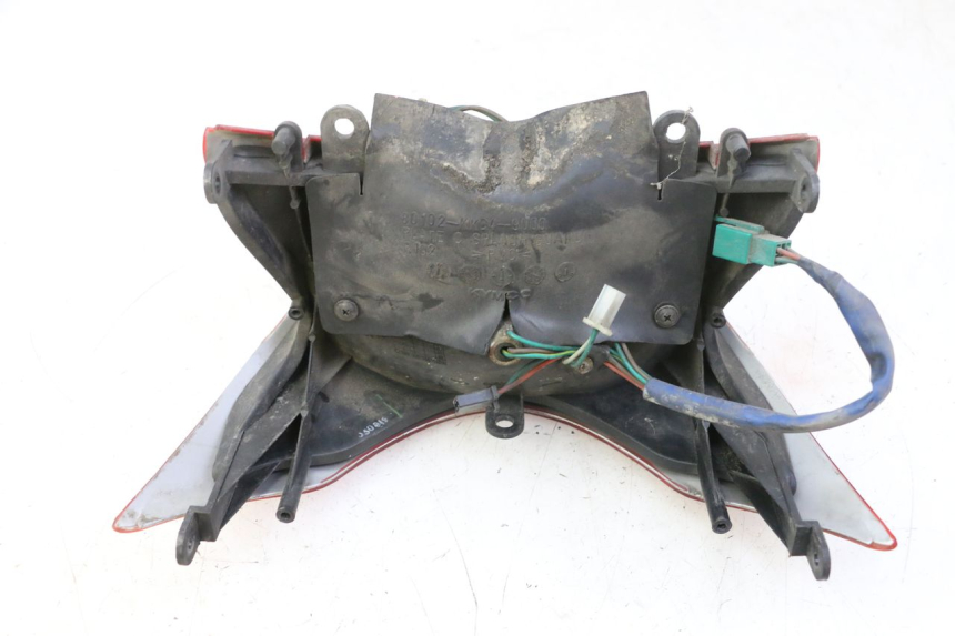 photo de FEU ARRIERE KYMCO GRAND DINK 125 (2002 - 2007) - Détails caractéristiques