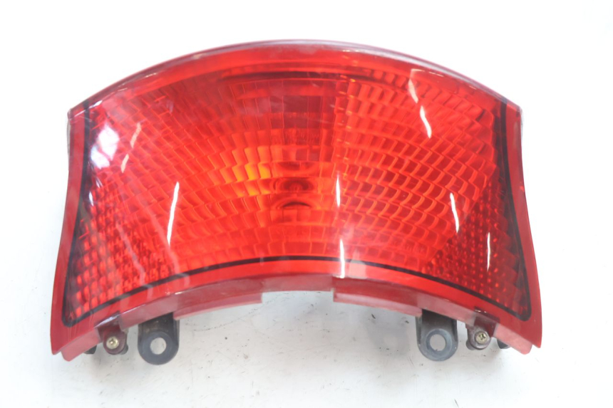 photo de FEU ARRIERE KYMCO GRAND DINK 125 (2008 - 2014) - Zoom état d’usage