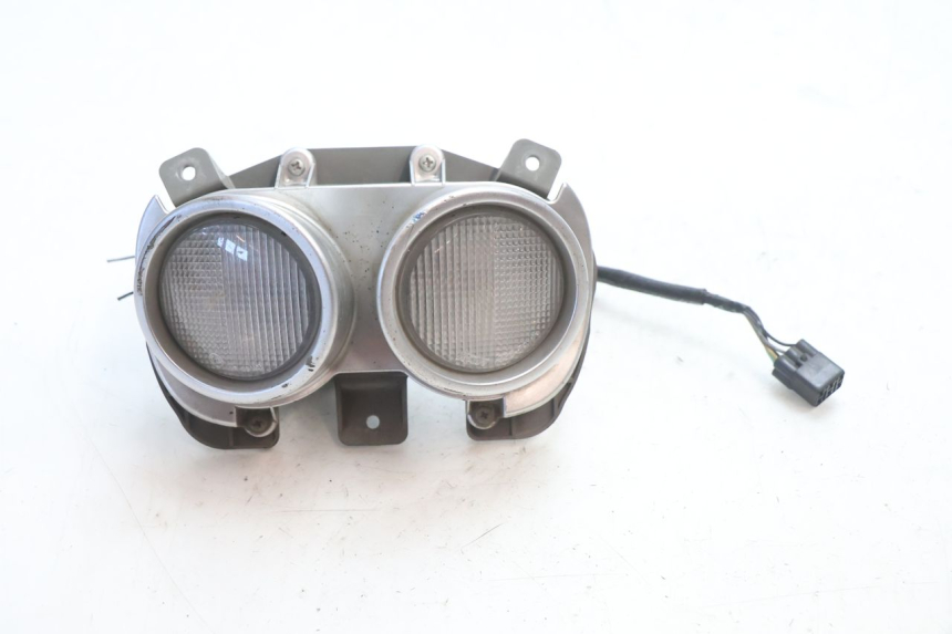 photo de FEU ARRIERE SUZUKI GSR 600 (2005 - 2012) - Vue principale