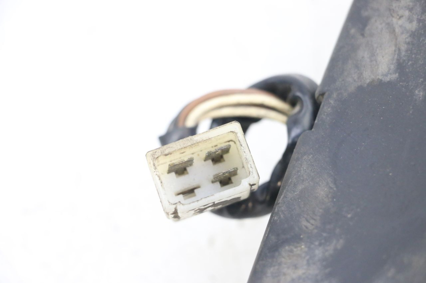 photo de FEU ARRIERE SUZUKI GSX E 250 (1982 - 1983) - État de surface