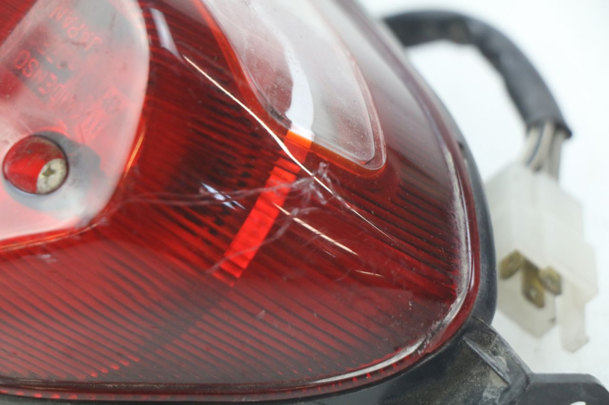 photo de FEU ARRIERE SUZUKI GSX-R GSXR 600 (2001 - 2003) - Points de fixation