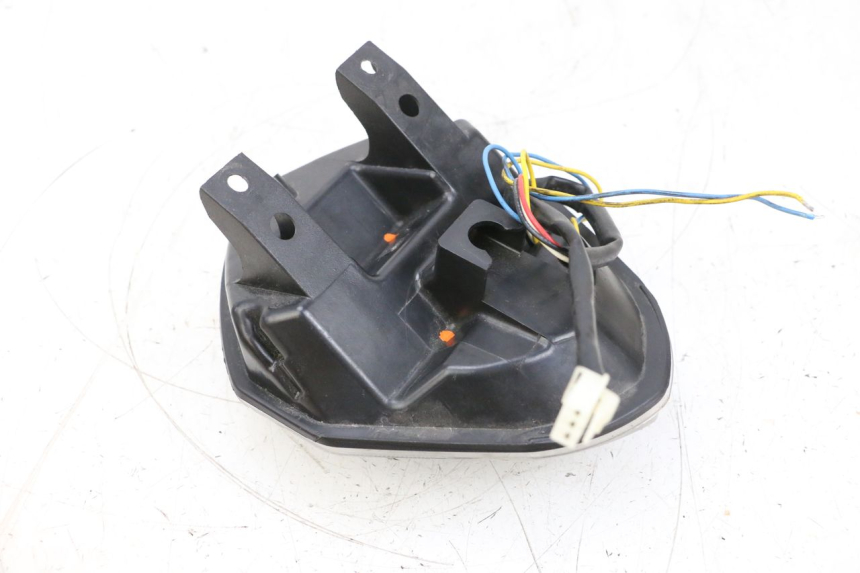 photo de FEU ARRIERE SUZUKI GSXR GSX-R 1000 (2003 - 2004) - Gros plan technique