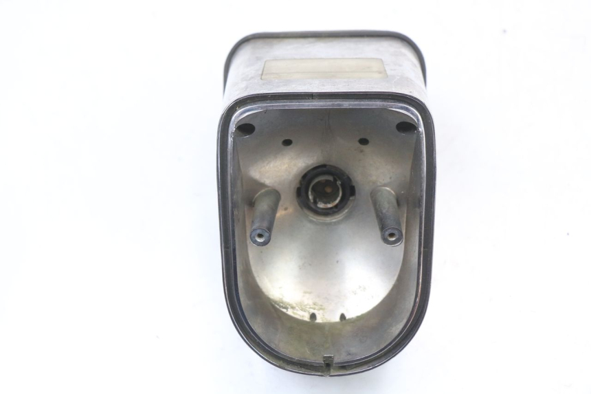 photo de FEU ARRIERE HYOSUNG GV AQUILA 125 (2000 - 2009) - Zoom état d’usage