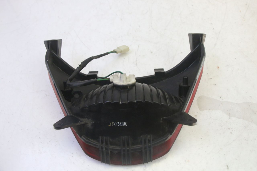 photo de FEU ARRIERE DAELIM HISTORY 125 (2001 - 2002) - Autre angle de vue