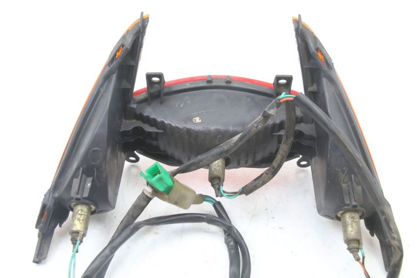 photo de FEU ARRIERE HONDA SCV LEAD 100 (2003 - 2007) - Vue d’ensemble