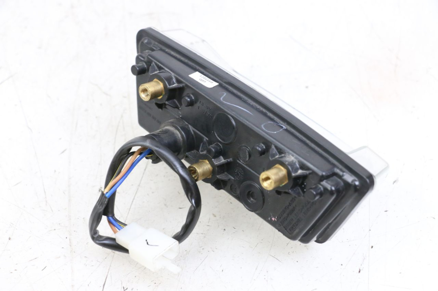 photo de FEU ARRIERE HUSQVARNA SVARTPILEN 401 (2018 - 2023) - Zoom état d’usage