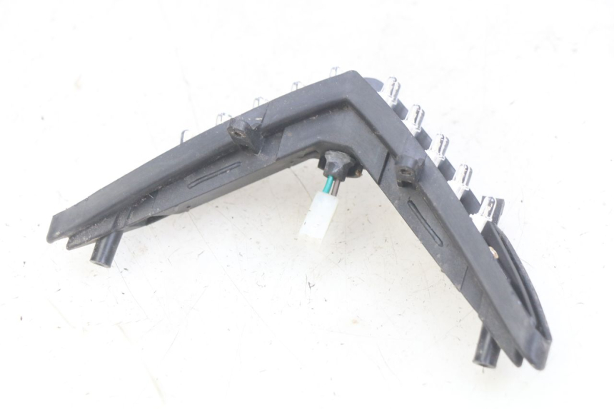 photo de FEU ARRIERE SYM JET SPORT XR 50 (2006 - 2015) - Zoom état d’usage