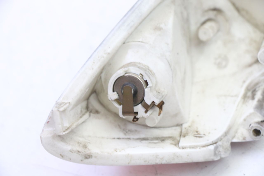 photo de FEU ARRIERE YAMAHA JOG R 50 (2004 - 2014) - Pièce contrôlée