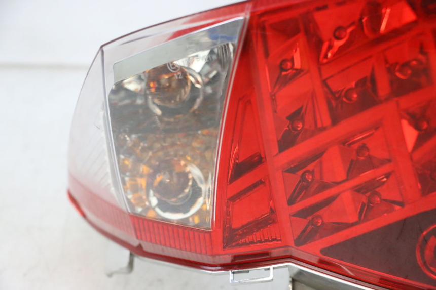 photo de FEU ARRIERE SYM JOYMAX 125 (2010 - 2017) - Inspection visuelle