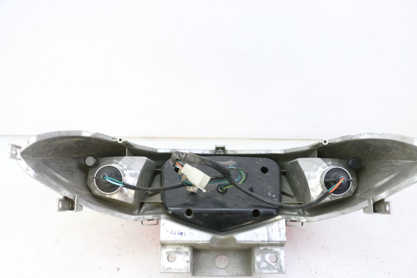 photo de FEU ARRIERE SYM JOYMAX 125 (2010 - 2017) - État de surface