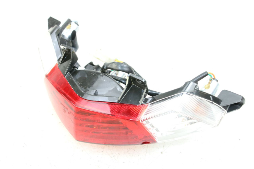 photo de FEU ARRIERE PEUGEOT KISBEE 4T 50 (2018 - 2022) - Autre angle de vue