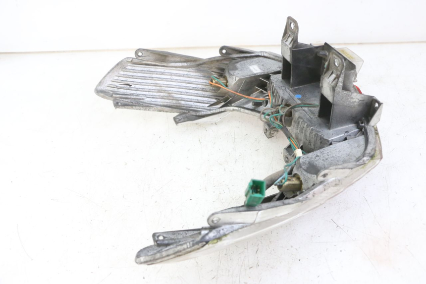 photo de FEU ARRIERE KYMCO DINK 4T 50 (2007 - 2018) - Autre angle de vue