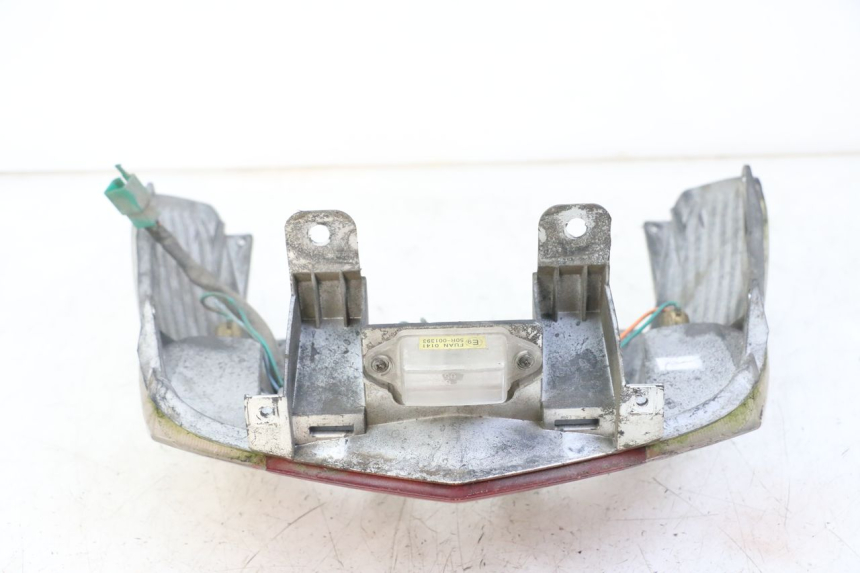 photo de FEU ARRIERE KYMCO DINK 4T 50 (2007 - 2018) - Points de fixation