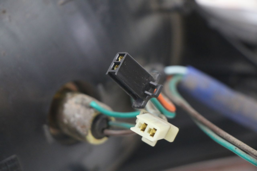 photo de FEU ARRIERE KYMCO GRAND DINK 125 (2008 - 2014) - Points de fixation