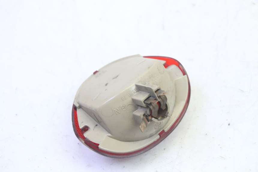 photo de FEU ARRIERE PIAGGIO LIBERTY 125 (1998 - 2008) - Vue d’ensemble