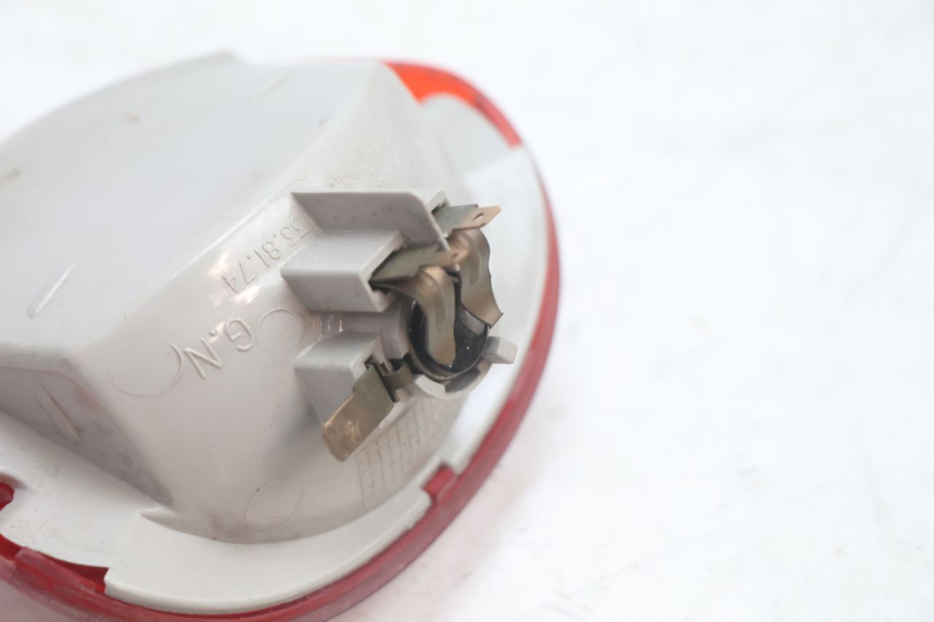 photo de FEU ARRIERE PIAGGIO LIBERTY 50 (1998 - 2003) - Points de fixation