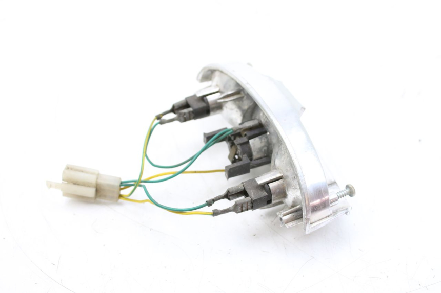 photo de FEU ARRIERE PEUGEOT LUDIX 50 (2008 - 2017) - Autre angle de vue