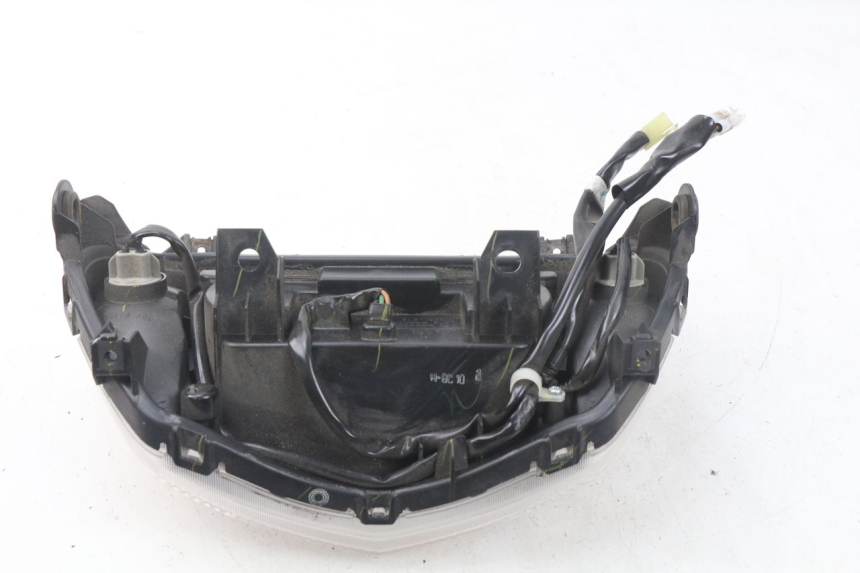 photo de FEU ARRIERE MBK MW TRYPTIK 125 (2017 - 2022) - Autre angle de vue