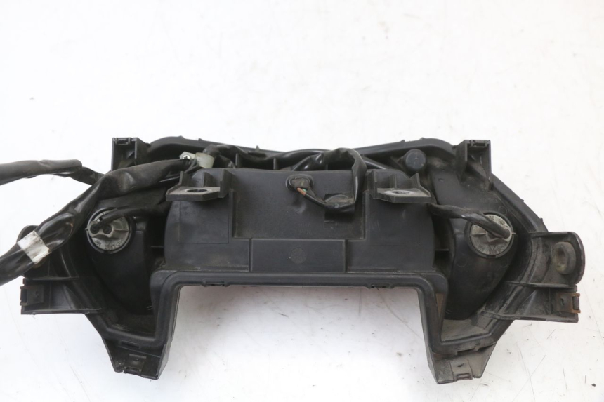 photo de FEU ARRIERE MBK MW TRYPTIK 125 (2014 - 2016) - Vue d’ensemble