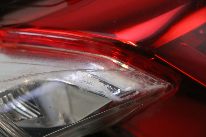 photo de FEU ARRIERE KYMCO LIKE 4T 50 (2019 - 2025) - Zoom état d’usage