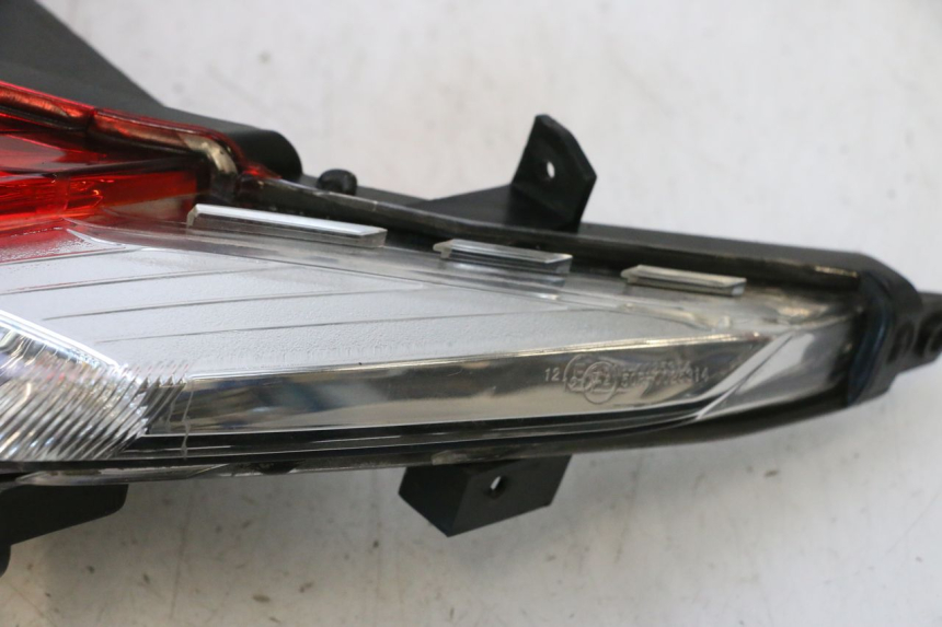 photo de FEU ARRIERE KYMCO LIKE 4T 50 (2019 - 2025) - État de surface