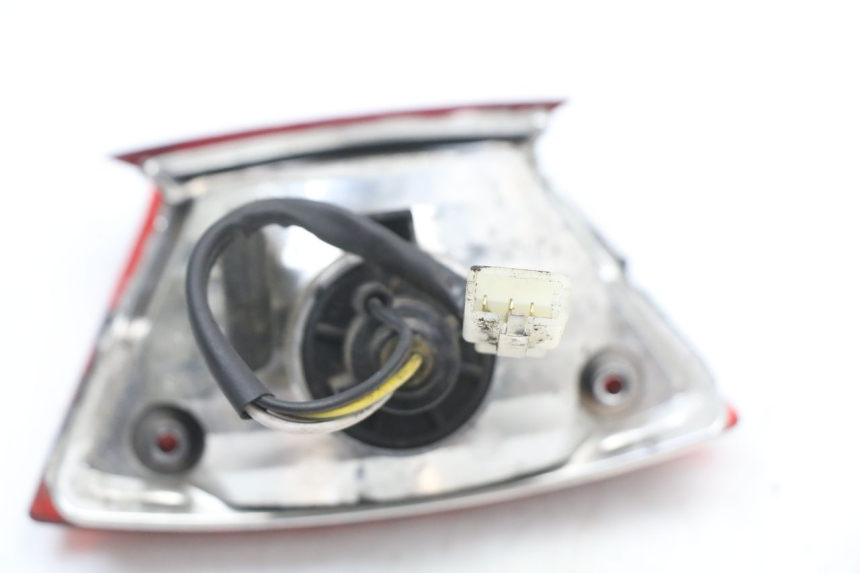 photo de FEU ARRIERE PIAGGIO NEW TYPHOON 50 (2018 - 2021) - Points de fixation