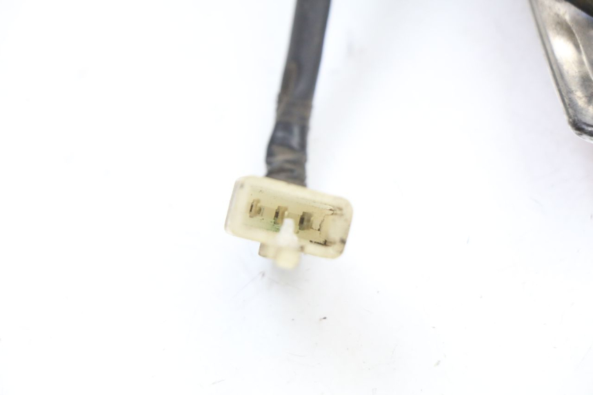 photo de FEU ARRIERE PIAGGIO NEW TYPHOON 50 (2018 - 2021) - Points de fixation